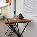 Daire Portomar House *